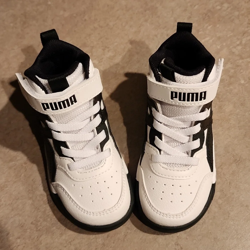 PUMA Hi-Top White Tennis Shoes Kids Toddler Size 5